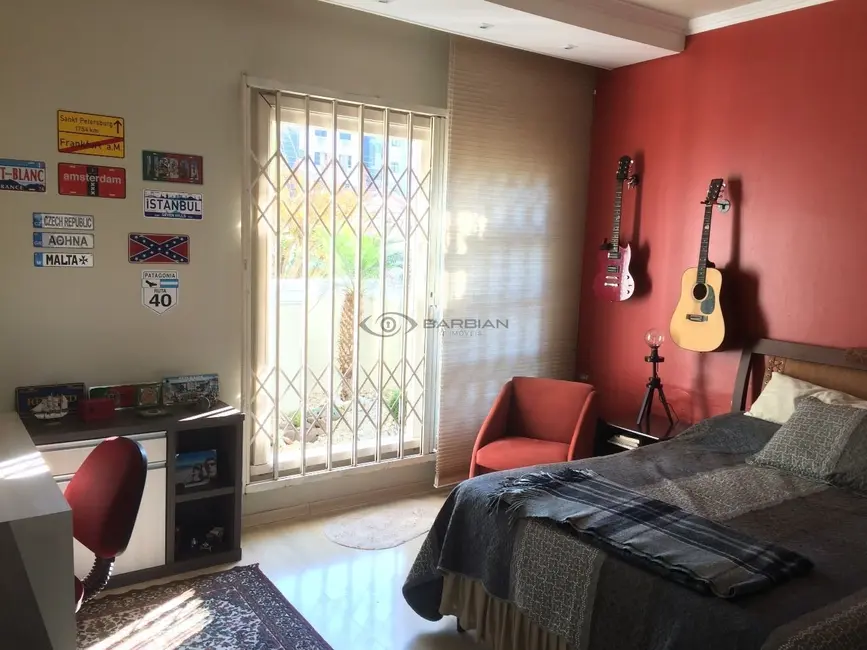 Foto 5 de Casa com 5 quartos à venda, 249m2 em Centro, Santa Cruz Do Sul - RS