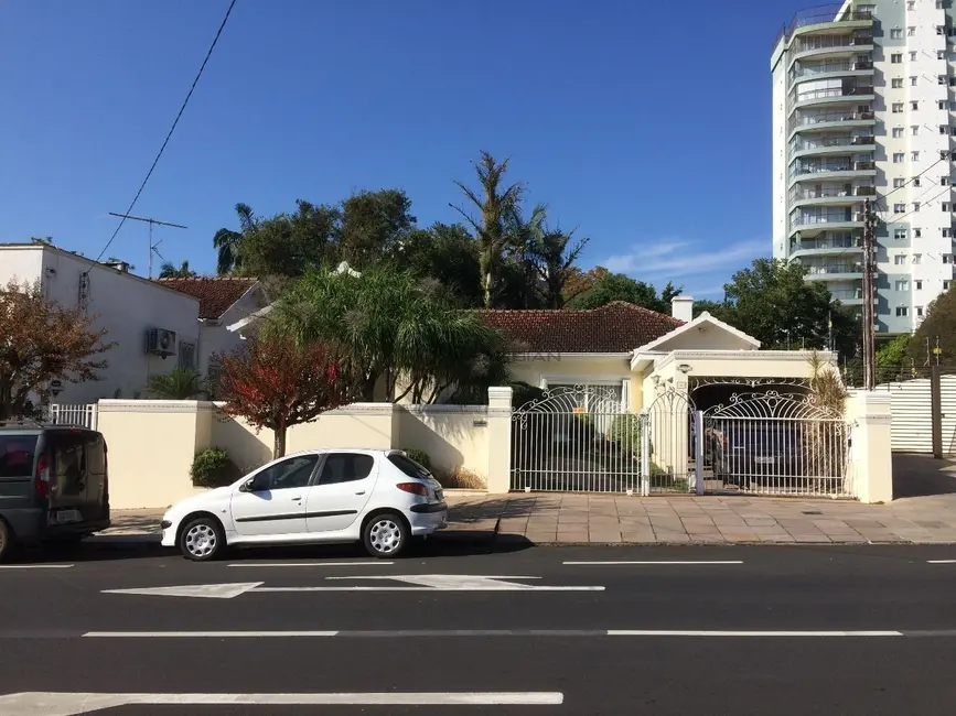 Foto 1 de Casa com 5 quartos à venda, 249m2 em Centro, Santa Cruz Do Sul - RS