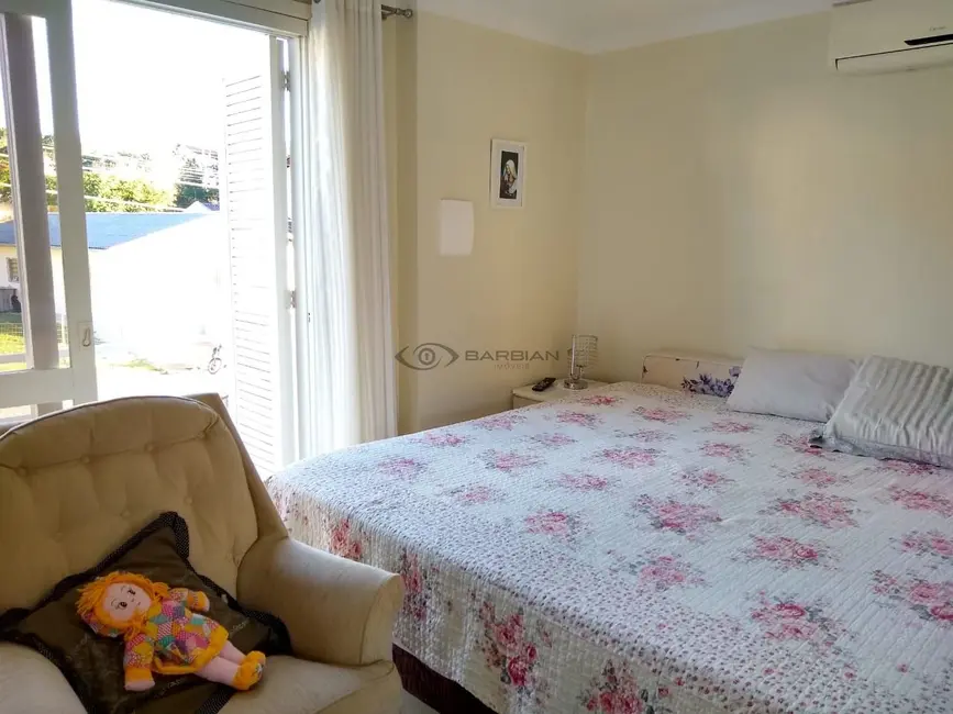 Casa com 3 quartos à venda, 128m2 em Santa Cruz Do Sul - RS - imagem 9 Foto 9 de Casa com 3 quartos à venda, 128m2 em Santa Cruz Do Sul - RS