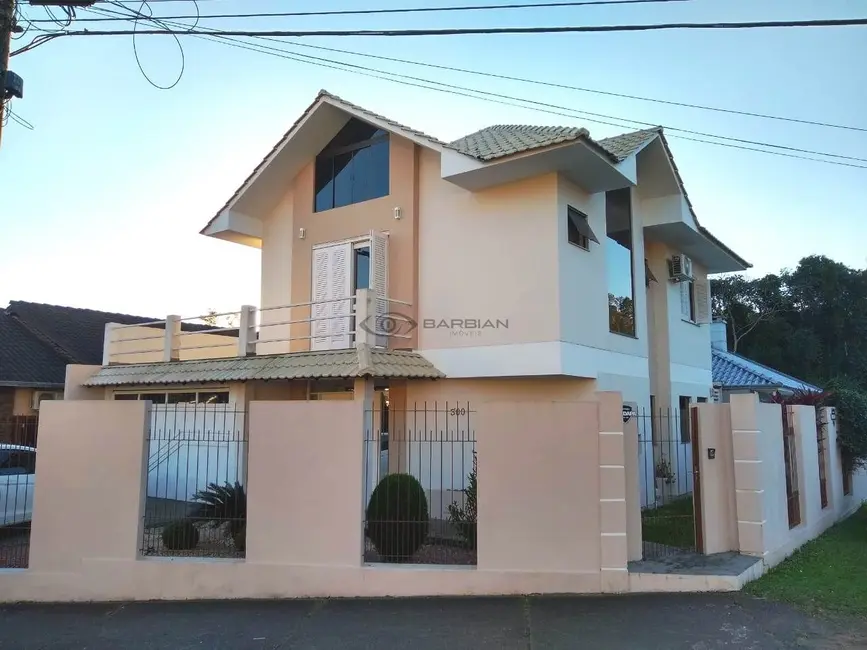 Casa com 3 quartos à venda, 128m2 em Santa Cruz Do Sul - RS - imagem 1 Foto 1 de Casa com 3 quartos à venda, 128m2 em Santa Cruz Do Sul - RS