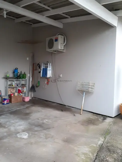 Casa com 3 quartos à venda, 88m2 em Castelo Branco, Santa Cruz Do Sul - RS - imagem 3 Foto 3 de Casa com 3 quartos à venda, 88m2 em Castelo Branco, Santa Cruz Do Sul - RS