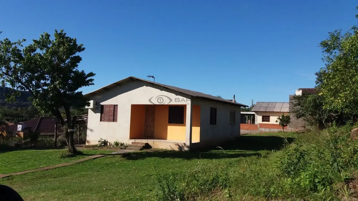 Foto 3 de Casa com 2 quartos à venda, 80m2 em São João, Santa Cruz Do Sul - RS