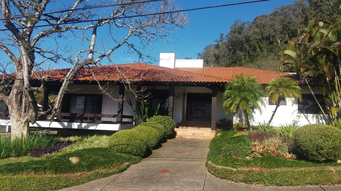 Foto 1 de Casa com 4 quartos à venda, 662m2 em Higienópolis, Santa Cruz Do Sul - RS