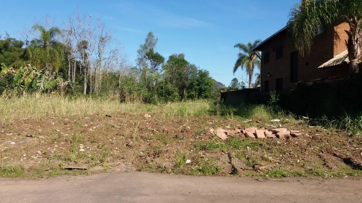Foto 1 de Terreno / Lote à venda, 614m2 em Santo Inácio, Santa Cruz Do Sul - RS
