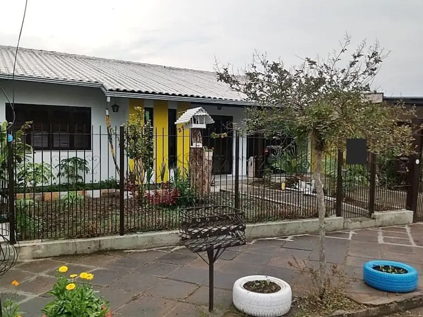 Foto 2 de Casa com 3 quartos à venda, 153m2 em Avenida, Santa Cruz Do Sul - RS