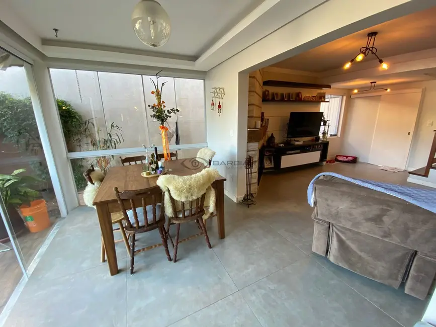 Foto 7 de Casa com 3 quartos à venda, 260m2 em Santo Inácio, Santa Cruz Do Sul - RS
