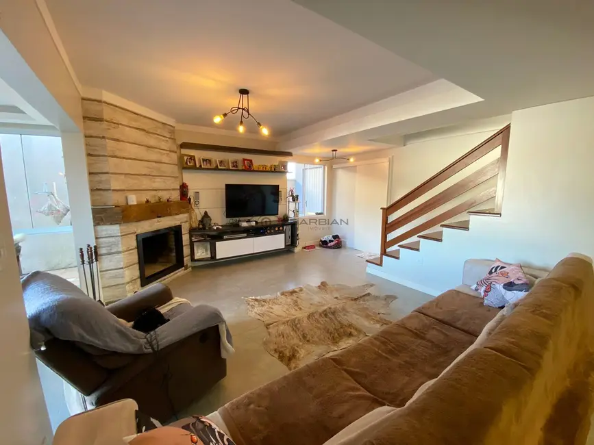 Foto 5 de Casa com 3 quartos à venda, 260m2 em Santo Inácio, Santa Cruz Do Sul - RS