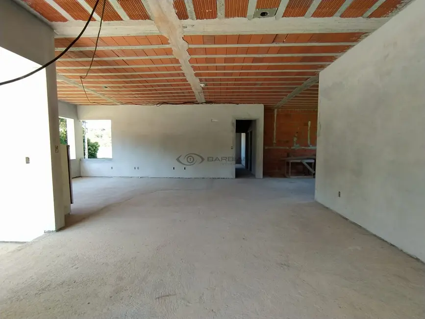 Casa com 3 quartos à venda, 210m2 em Country, Santa Cruz Do Sul - RS - imagem 4 Foto 4 de Casa com 3 quartos à venda, 210m2 em Country, Santa Cruz Do Sul - RS
