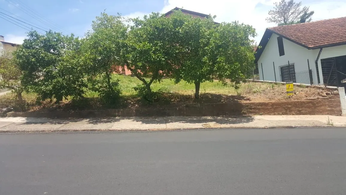 Foto 1 de Terreno / Lote à venda, 383m2 em Bonfim, Santa Cruz Do Sul - RS
