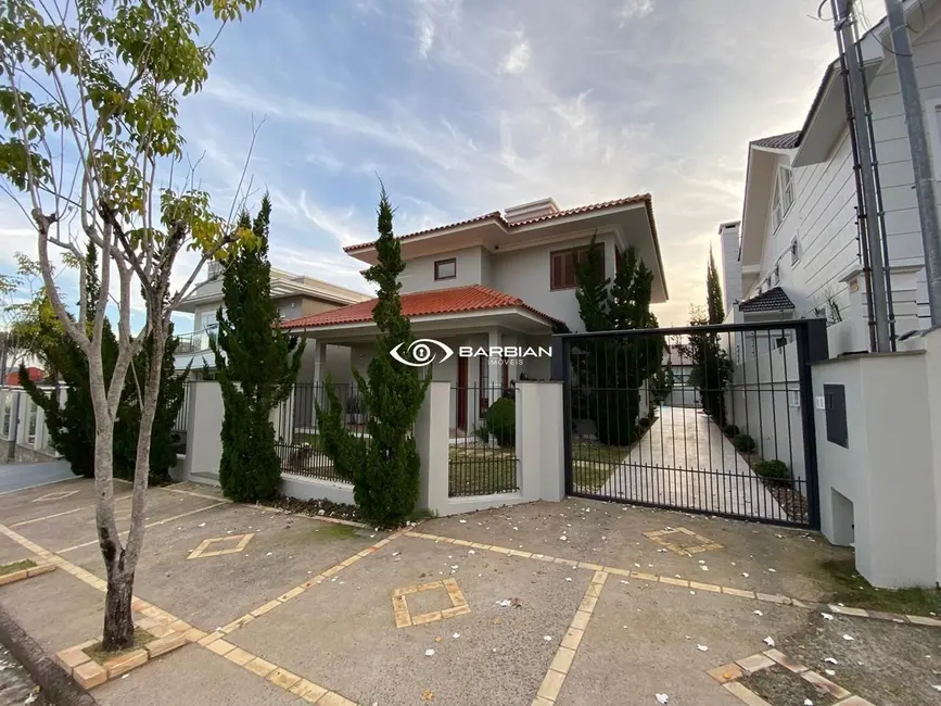 Foto 2 de Casa com 3 quartos à venda, 250m2 em Santo Inácio, Santa Cruz Do Sul - RS