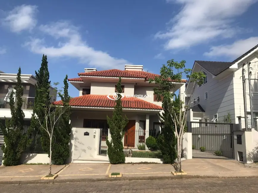 Foto 1 de Casa com 3 quartos à venda, 250m2 em Santo Inácio, Santa Cruz Do Sul - RS