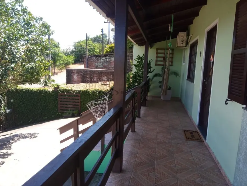 Casa com 3 quartos à venda, 187m2 em Bonfim, Santa Cruz Do Sul - RS - imagem 5 Foto 5 de Casa com 3 quartos à venda, 187m2 em Bonfim, Santa Cruz Do Sul - RS