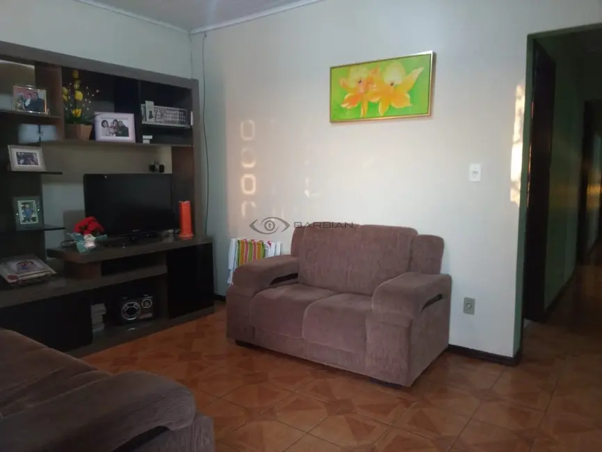 Casa com 3 quartos à venda, 187m2 em Bonfim, Santa Cruz Do Sul - RS - imagem 8 Foto 8 de Casa com 3 quartos à venda, 187m2 em Bonfim, Santa Cruz Do Sul - RS