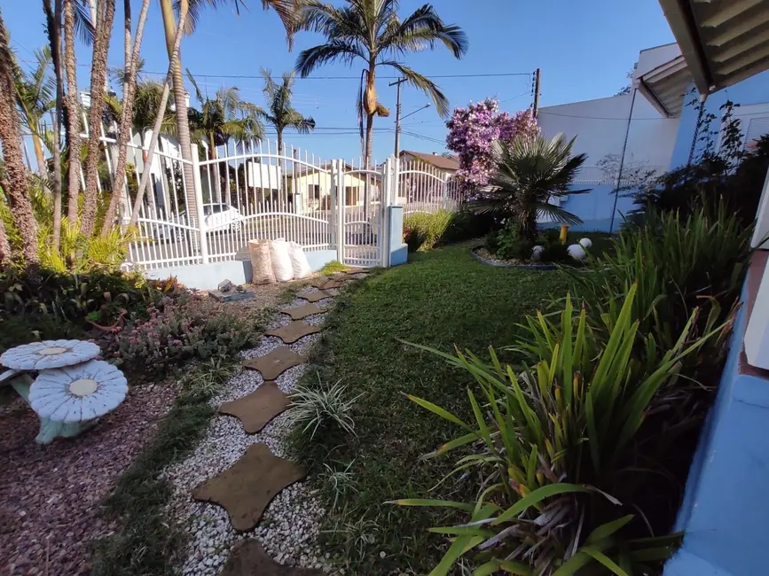 Foto 4 de Casa com 3 quartos à venda, 211m2 em Renascença, Santa Cruz Do Sul - RS