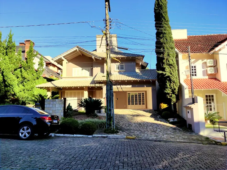 Foto 2 de Casa com 3 quartos à venda, 230m2 em Higienópolis, Santa Cruz Do Sul - RS