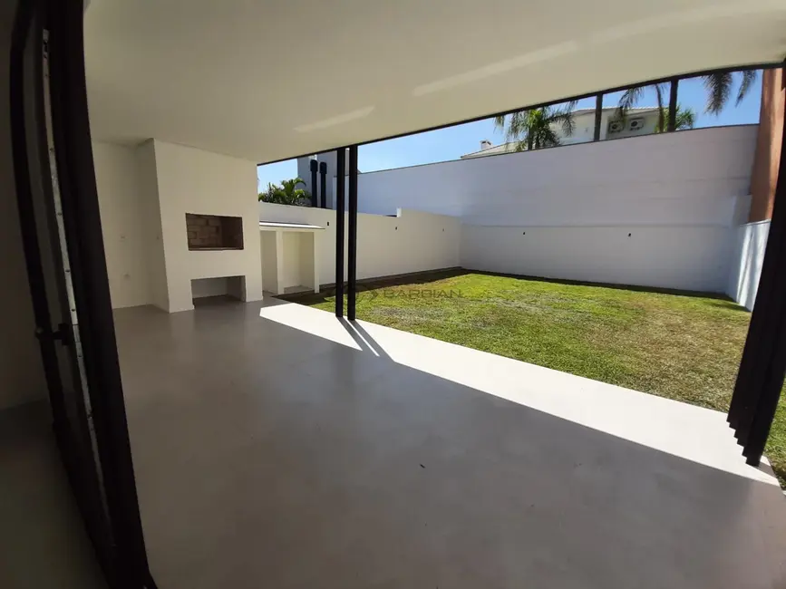 Casa com 3 quartos à venda, 208m2 em Higienópolis, Santa Cruz Do Sul - RS - imagem 8 Foto 8 de Casa com 3 quartos à venda, 208m2 em Higienópolis, Santa Cruz Do Sul - RS