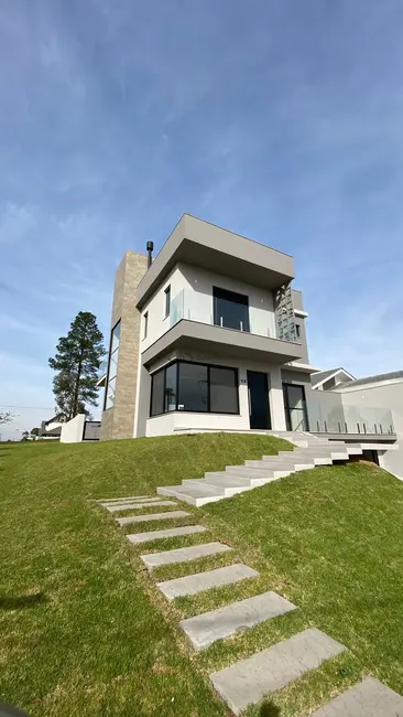 Casa com 3 quartos à venda, 208m2 em Country, Santa Cruz Do Sul - RS - imagem 3 Foto 3 de Casa com 3 quartos à venda, 208m2 em Country, Santa Cruz Do Sul - RS