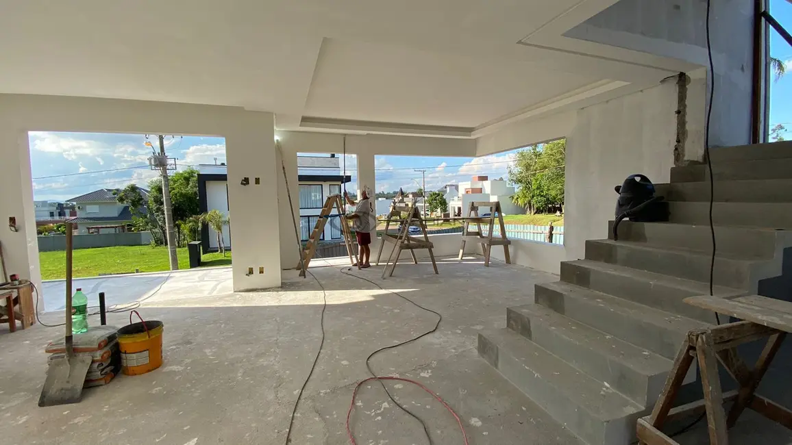 Casa com 3 quartos à venda, 208m2 em Country, Santa Cruz Do Sul - RS - imagem 5 Foto 5 de Casa com 3 quartos à venda, 208m2 em Country, Santa Cruz Do Sul - RS