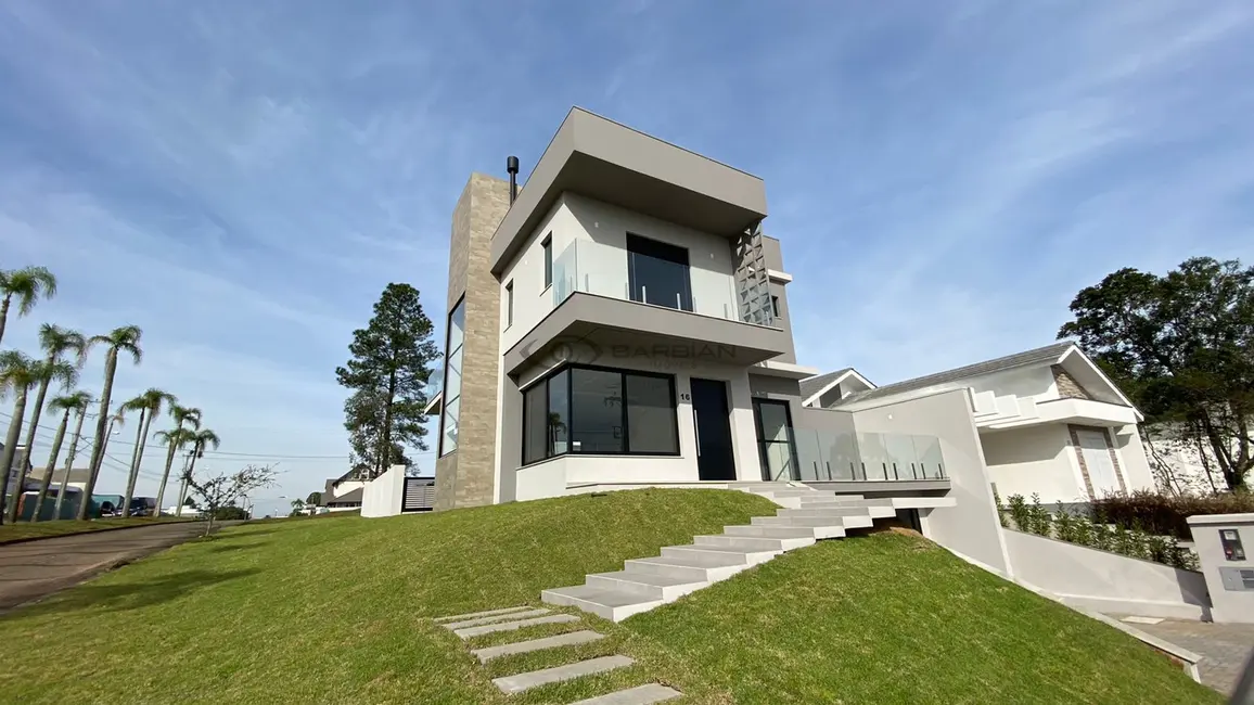 Casa com 3 quartos à venda, 208m2 em Country, Santa Cruz Do Sul - RS - imagem 2 Foto 2 de Casa com 3 quartos à venda, 208m2 em Country, Santa Cruz Do Sul - RS