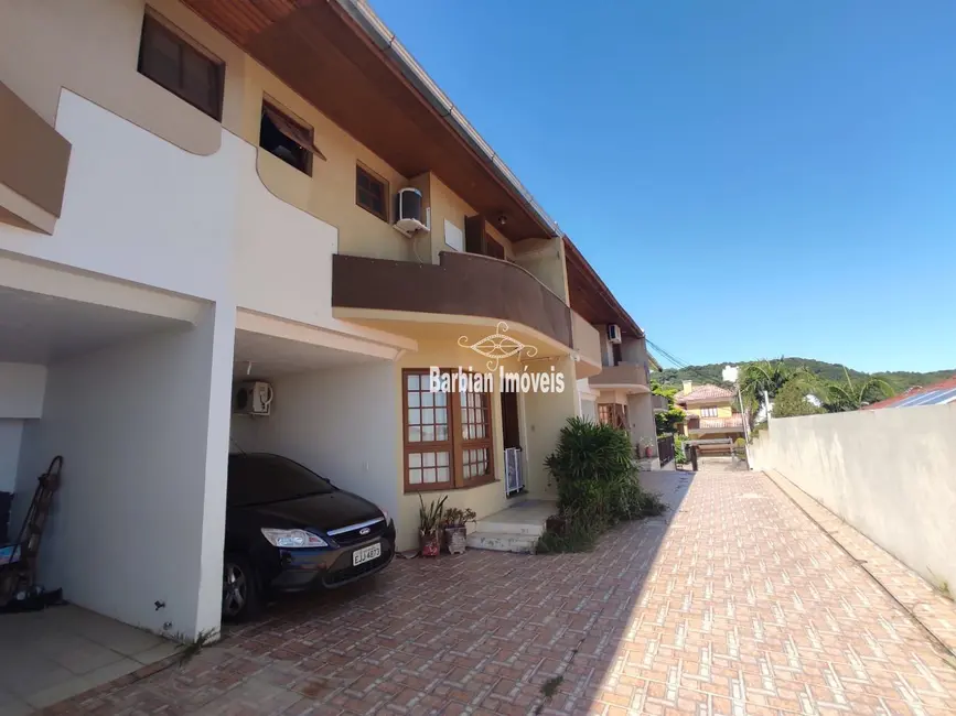 Foto 1 de Apartamento com 3 quartos à venda, 111m2 em Santo Inácio, Santa Cruz Do Sul - RS