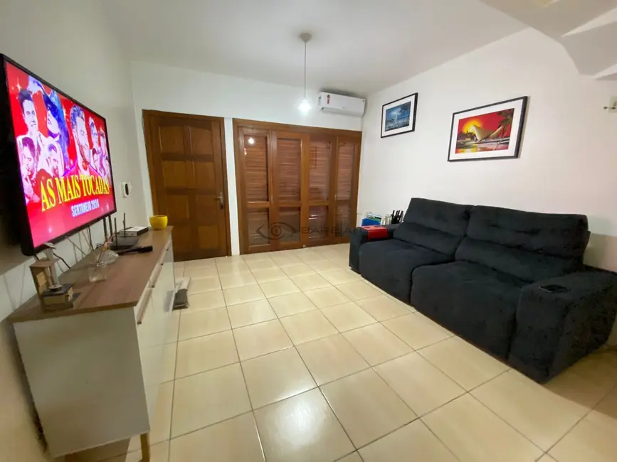 Apartamento com 2 quartos à venda, 72m2 em Santo Antônio, Santa Cruz Do Sul - RS - imagem 4 Foto 4 de Apartamento com 2 quartos à venda, 72m2 em Santo Antônio, Santa Cruz Do Sul - RS