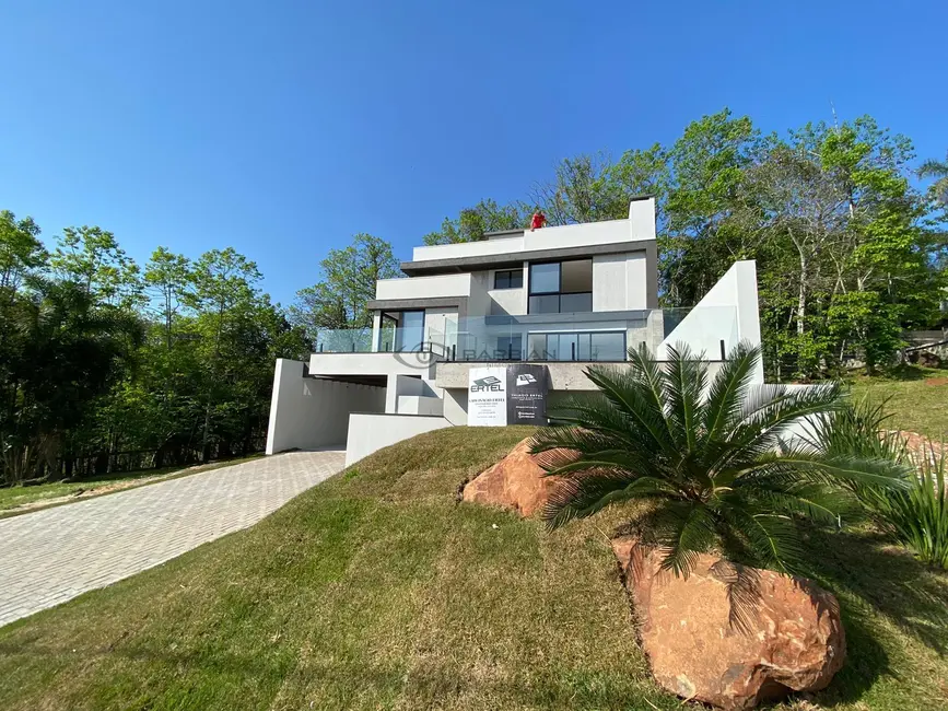 Foto 2 de Casa com 3 quartos à venda, 227m2 em Country, Santa Cruz Do Sul - RS
