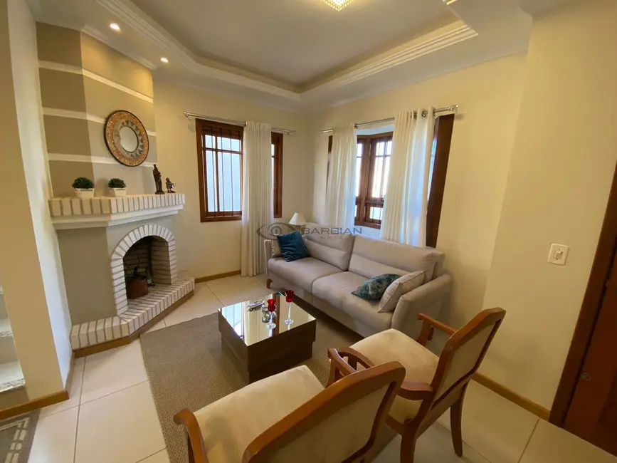 Casa com 3 quartos à venda, 174m2 em Jardim Europa, Santa Cruz Do Sul - RS - imagem 2 Foto 2 de Casa com 3 quartos à venda, 174m2 em Jardim Europa, Santa Cruz Do Sul - RS