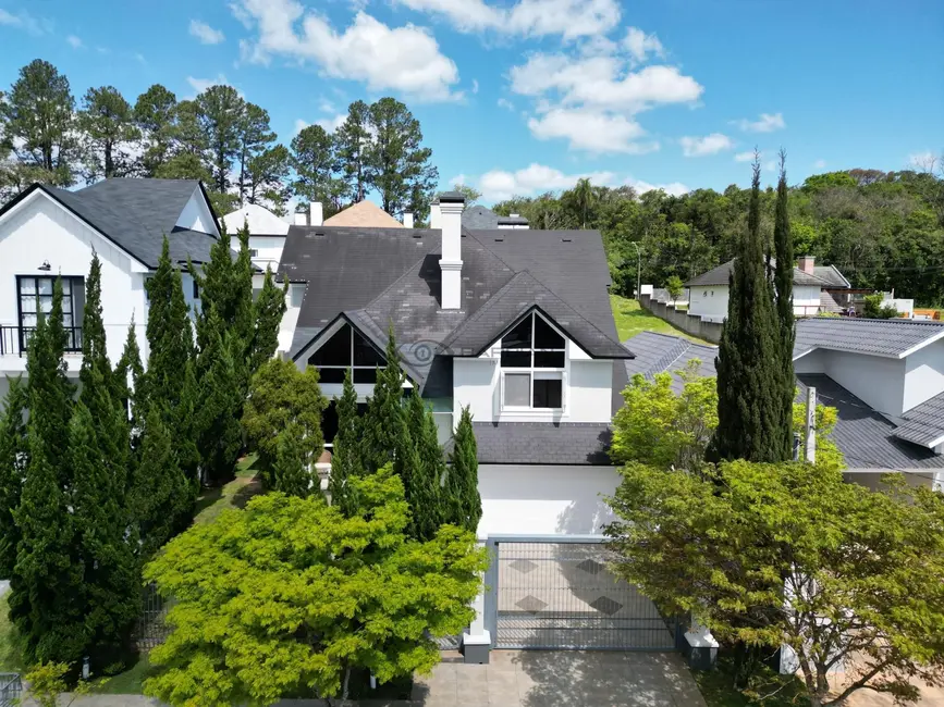 Casa com 3 quartos à venda, 351m2 em Country, Santa Cruz Do Sul - RS - imagem 3 Foto 3 de Casa com 3 quartos à venda, 351m2 em Country, Santa Cruz Do Sul - RS