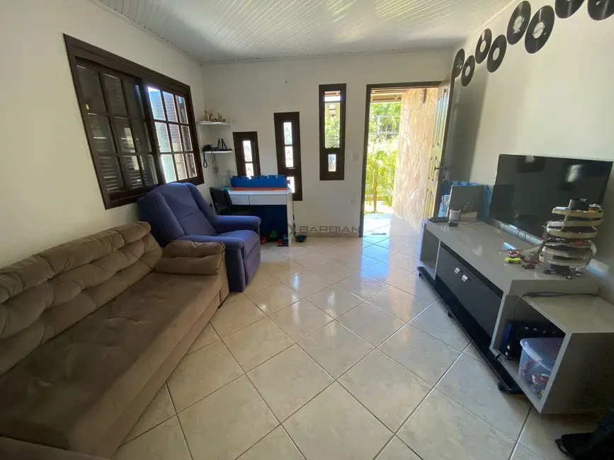 Casa com 3 quartos à venda, 107m2 em Renascença, Santa Cruz Do Sul - RS - imagem 5 Foto 5 de Casa com 3 quartos à venda, 107m2 em Renascença, Santa Cruz Do Sul - RS