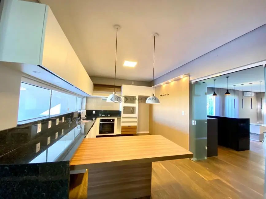 Foto 5 de Casa com 3 quartos à venda, 219m2 em Country, Santa Cruz Do Sul - RS