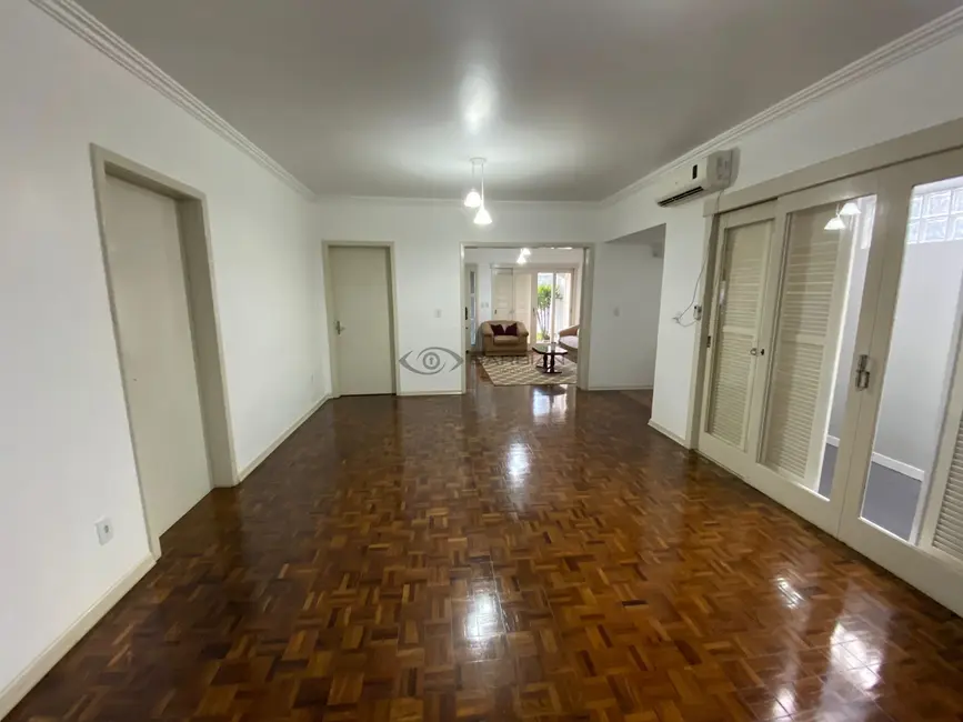 Casa com 4 quartos à venda, 211m2 em Ana Nery, Santa Cruz Do Sul - RS - imagem 4 Foto 4 de Casa com 4 quartos à venda, 211m2 em Ana Nery, Santa Cruz Do Sul - RS