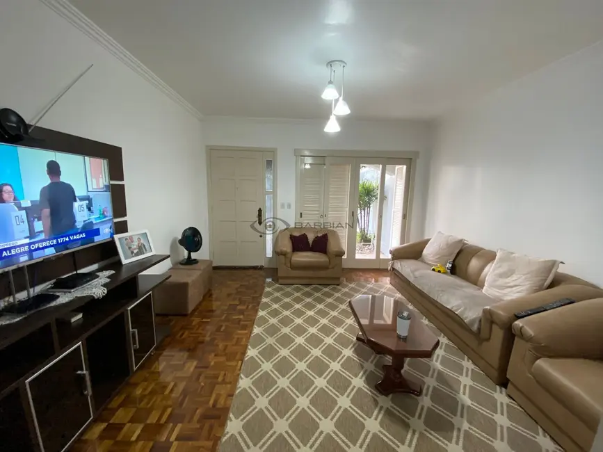 Casa com 4 quartos à venda, 211m2 em Ana Nery, Santa Cruz Do Sul - RS - imagem 7 Foto 7 de Casa com 4 quartos à venda, 211m2 em Ana Nery, Santa Cruz Do Sul - RS