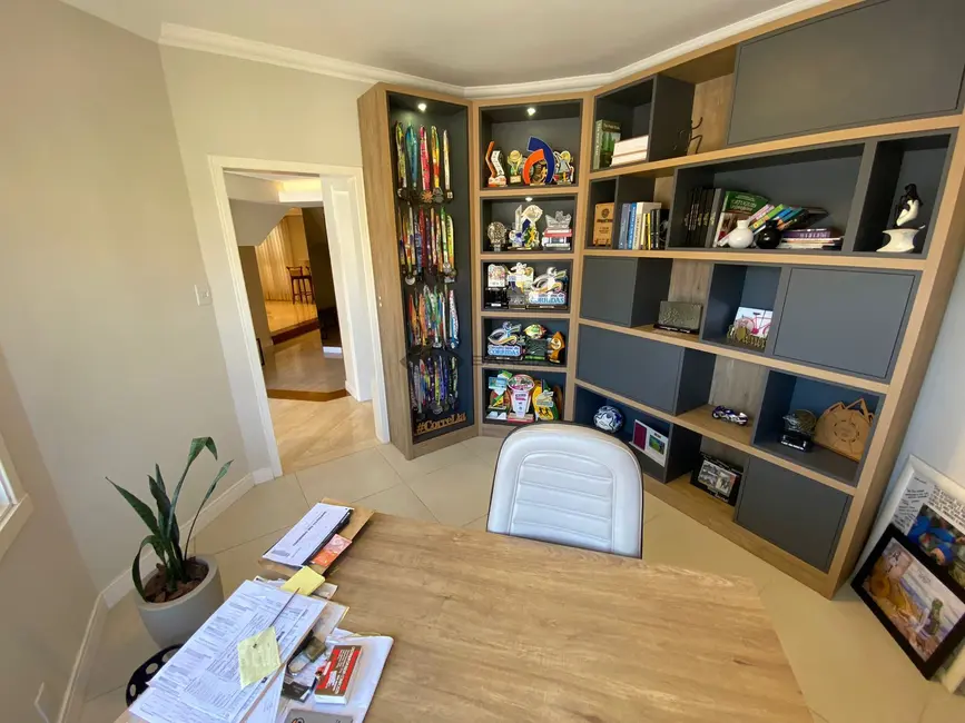 Foto 8 de Casa com 3 quartos à venda, 301m2 em Universitário, Santa Cruz Do Sul - RS