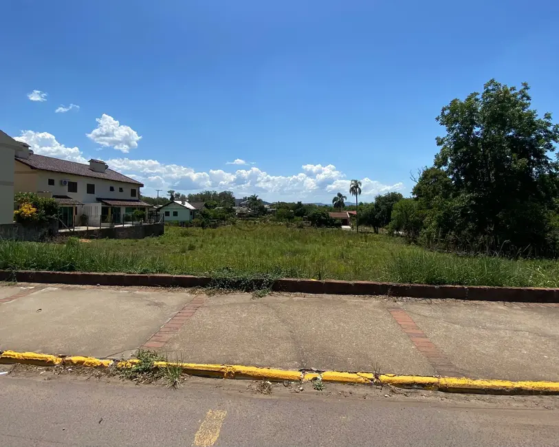 Terreno / Lote à venda, 1600m2 em Centro, Vera Cruz - RS - imagem 2 Foto 2 de Terreno / Lote à venda, 1600m2 em Centro, Vera Cruz - RS