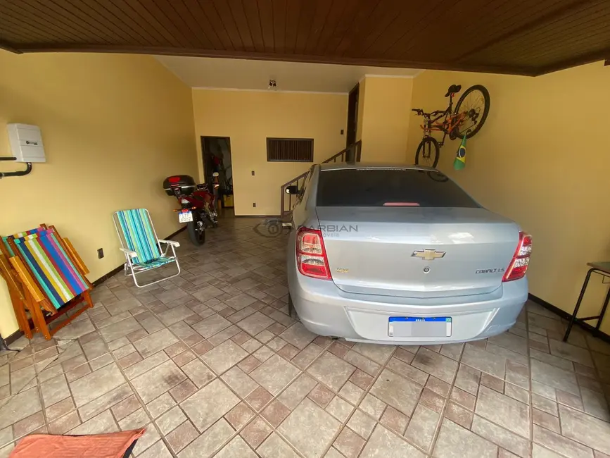 Casa com 3 quartos à venda, 274m2 em Bonfim, Santa Cruz Do Sul - RS - imagem 7 Foto 7 de Casa com 3 quartos à venda, 274m2 em Bonfim, Santa Cruz Do Sul - RS