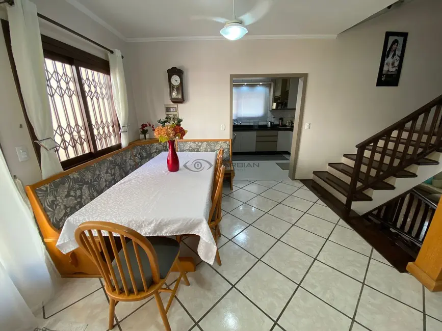 Casa com 3 quartos à venda, 274m2 em Bonfim, Santa Cruz Do Sul - RS - imagem 9 Foto 9 de Casa com 3 quartos à venda, 274m2 em Bonfim, Santa Cruz Do Sul - RS