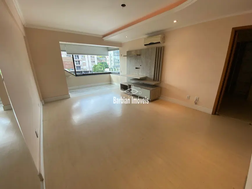 Foto 2 de Apartamento com 3 quartos à venda, 96m2 em Centro, Santa Cruz Do Sul - RS