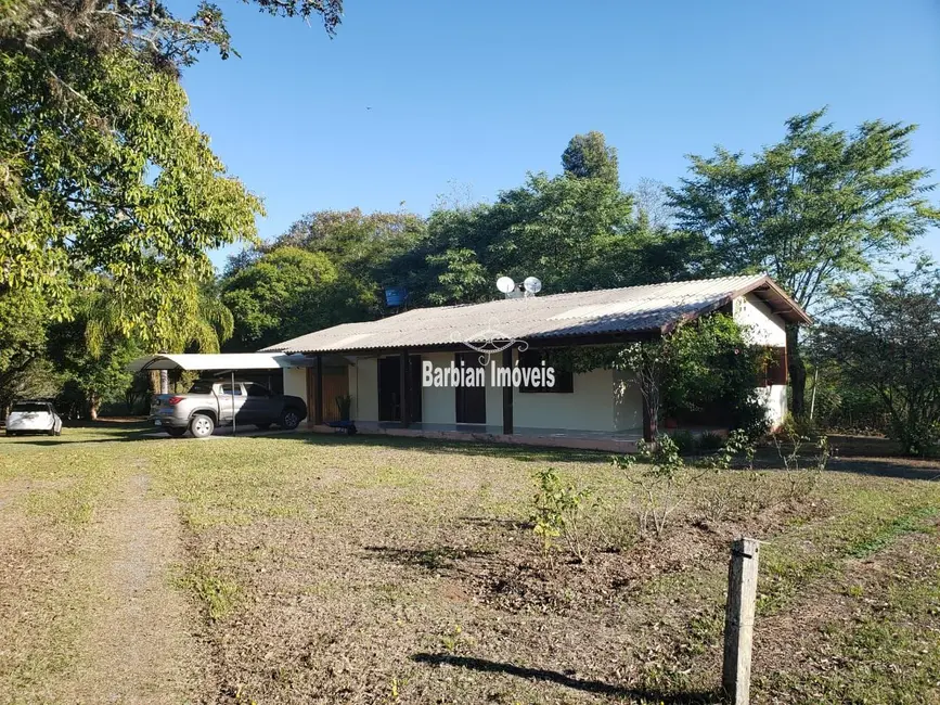 Foto 1 de Chácara com 3 quartos à venda, 200m2 em Santa Cruz Do Sul - RS