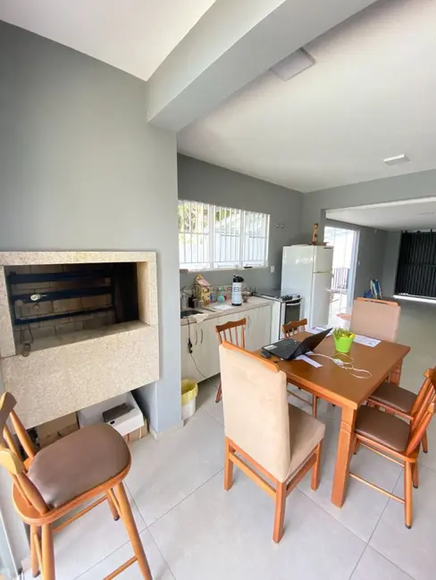 Foto 6 de Casa com 3 quartos à venda, 235m2 em Jardim Europa, Santa Cruz Do Sul - RS