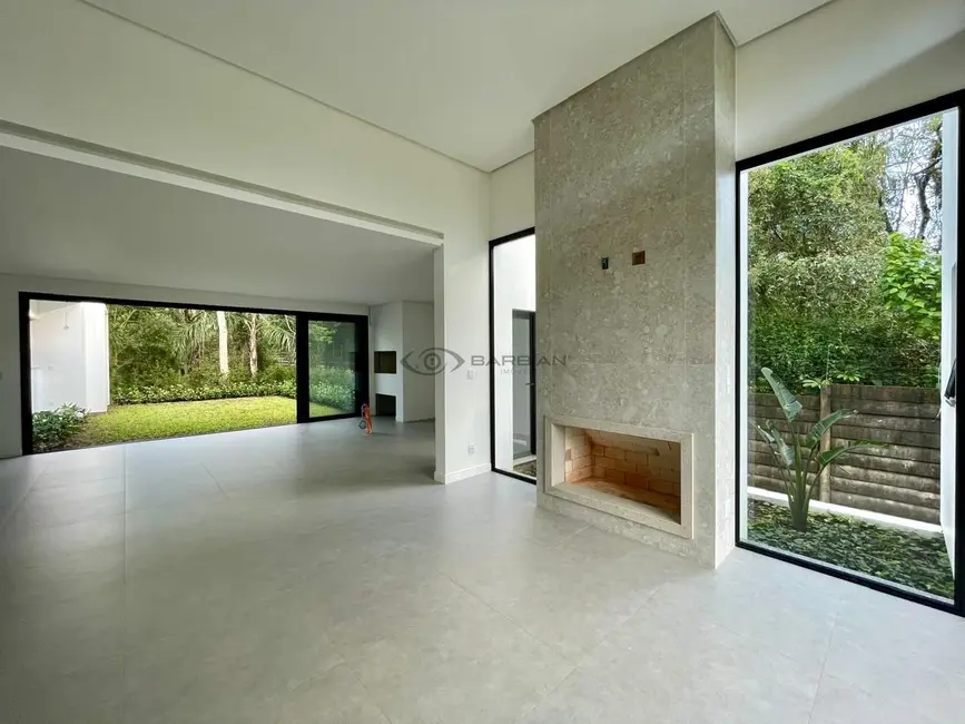 Casa com 3 quartos à venda, 193m2 em Country, Santa Cruz Do Sul - RS - imagem 5 Foto 5 de Casa com 3 quartos à venda, 193m2 em Country, Santa Cruz Do Sul - RS