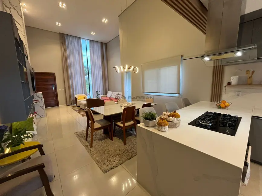 Foto 5 de Casa com 4 quartos à venda, 228m2 em Santo Inácio, Santa Cruz Do Sul - RS