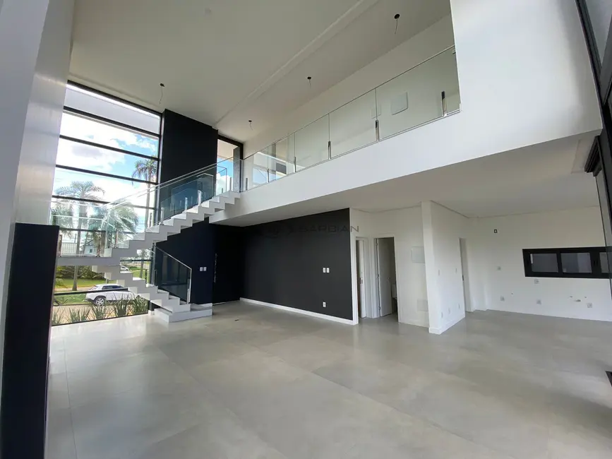 Foto 8 de Casa com 3 quartos à venda, 228m2 em Country, Santa Cruz Do Sul - RS