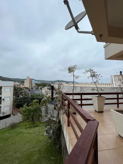 Casa com 3 quartos à venda, 163m2 em Santo Inácio, Santa Cruz Do Sul - RS - imagem 6 Foto 6 de Casa com 3 quartos à venda, 163m2 em Santo Inácio, Santa Cruz Do Sul - RS