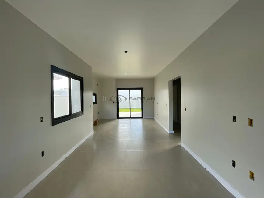 Casa com 3 quartos à venda, 137m2 em Country, Santa Cruz Do Sul - RS - imagem 2 Foto 2 de Casa com 3 quartos à venda, 137m2 em Country, Santa Cruz Do Sul - RS