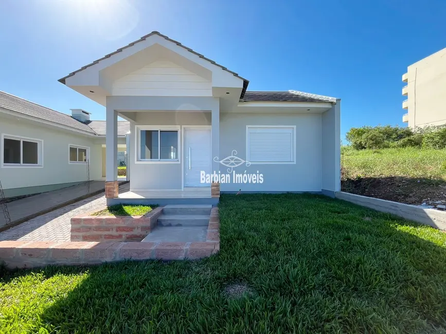 Foto 1 de Casa com 2 quartos à venda, 97m2 em Castelo Branco, Santa Cruz Do Sul - RS