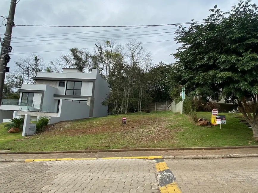 Foto 1 de Terreno / Lote à venda, 336m2 em Country, Santa Cruz Do Sul - RS