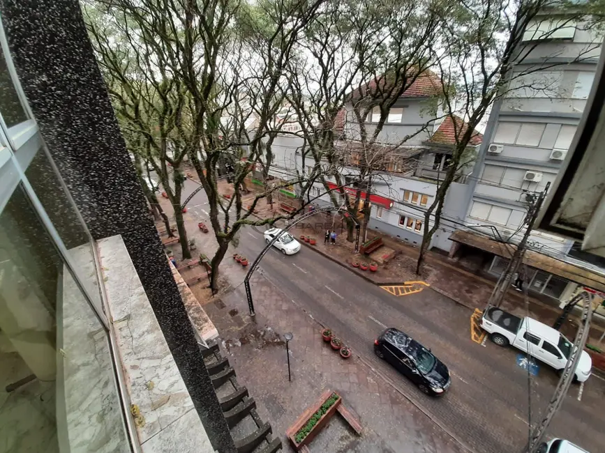Foto 3 de Sala Comercial com 1 quarto à venda, 21m2 em Centro, Santa Cruz Do Sul - RS