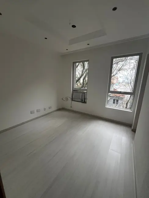Foto 1 de Sala Comercial com 1 quarto à venda, 21m2 em Centro, Santa Cruz Do Sul - RS