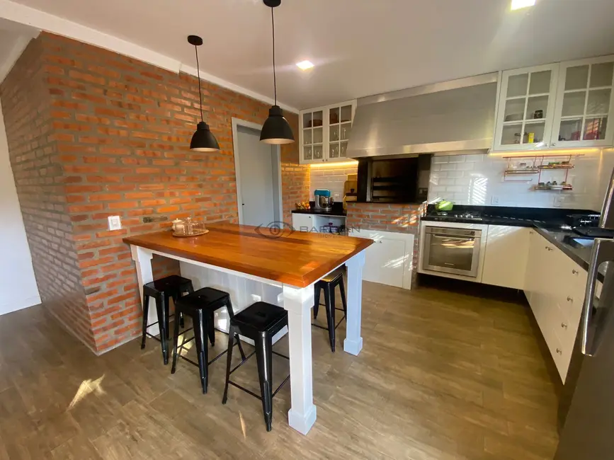 Foto 1 de Casa com 3 quartos à venda, 202m2 em Jardim Europa, Santa Cruz Do Sul - RS