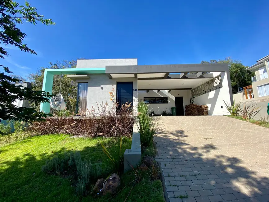 Casa com 3 quartos à venda, 182m2 em Country, Santa Cruz Do Sul - RS - imagem 3 Foto 3 de Casa com 3 quartos à venda, 182m2 em Country, Santa Cruz Do Sul - RS